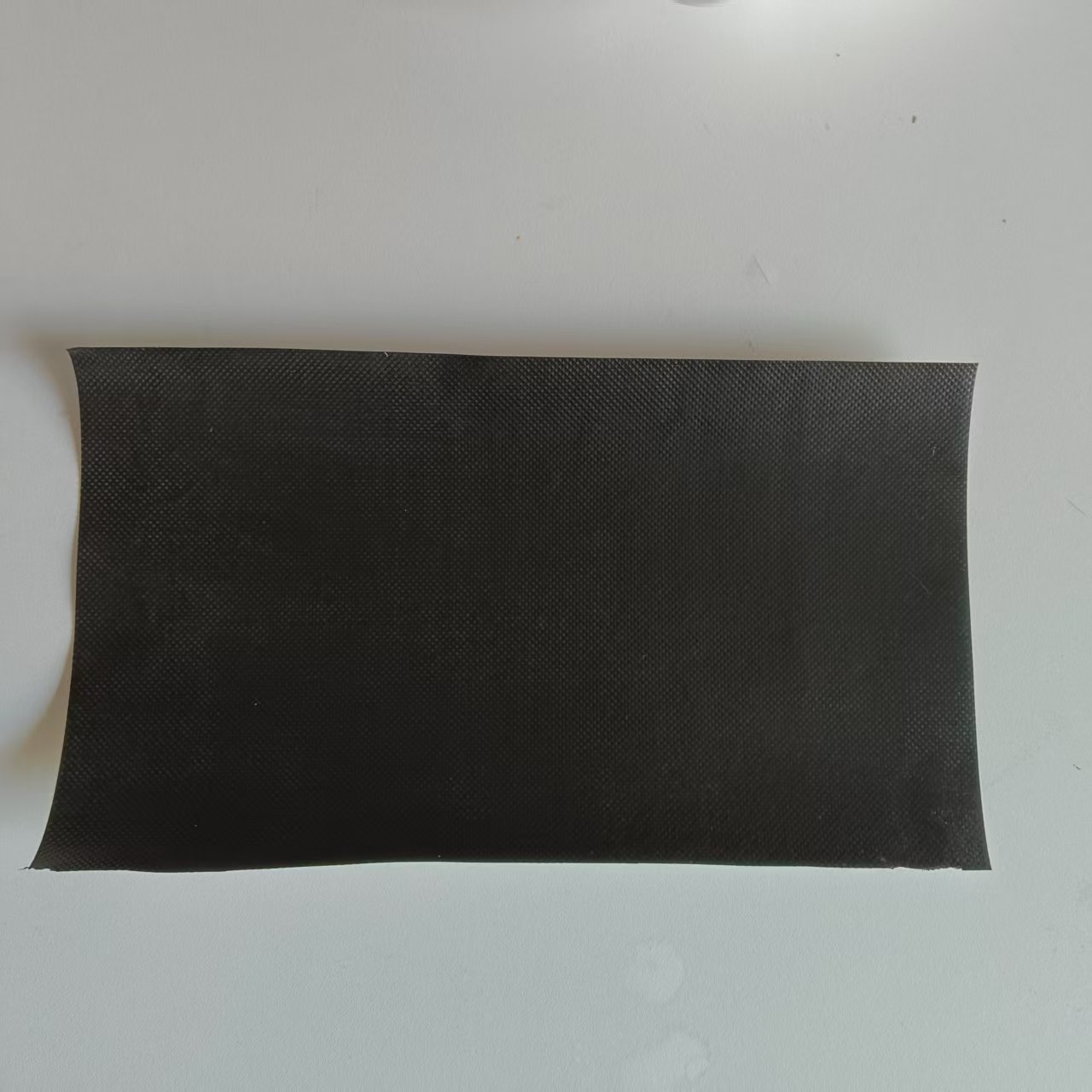 <strong>滲碳纖維布火箭發(fā)動(dòng)機(jī)噴管隔熱層抗原子氧侵蝕應(yīng)用案例</strong>